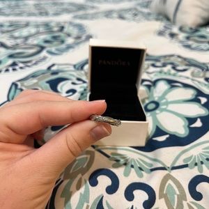 Pandora ring